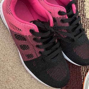 Girls grade school shoes